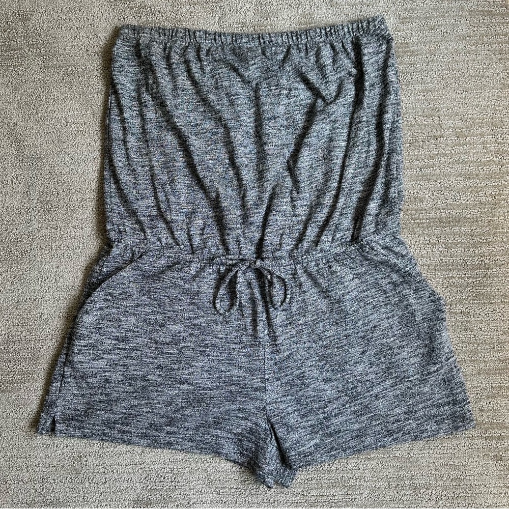 Banana Republic Gray Knit Romper - Large